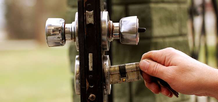 front door latch repair Firebaugh